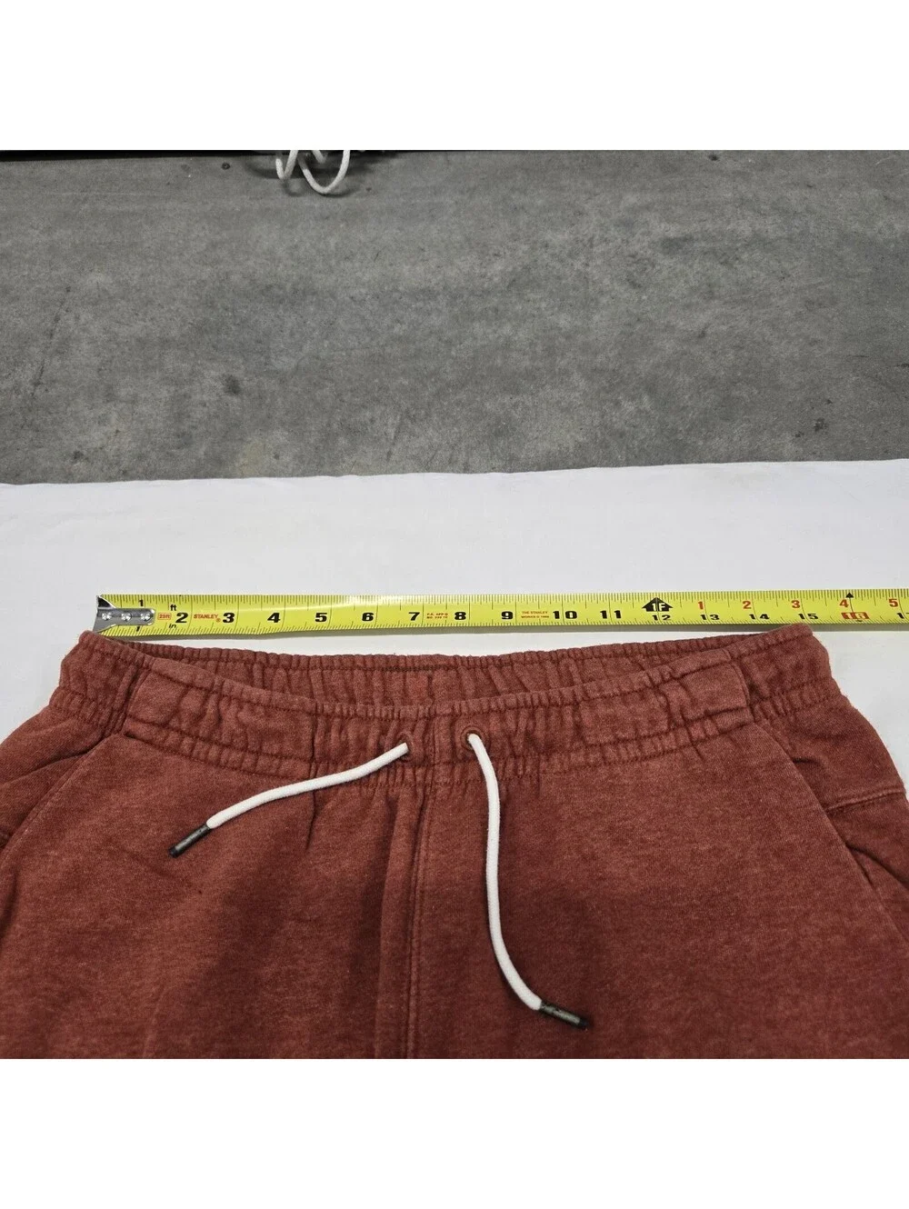 EUC Men's MEDIUM Nike Essential Jogger Redstone Taper Pants Revival DH1036-670